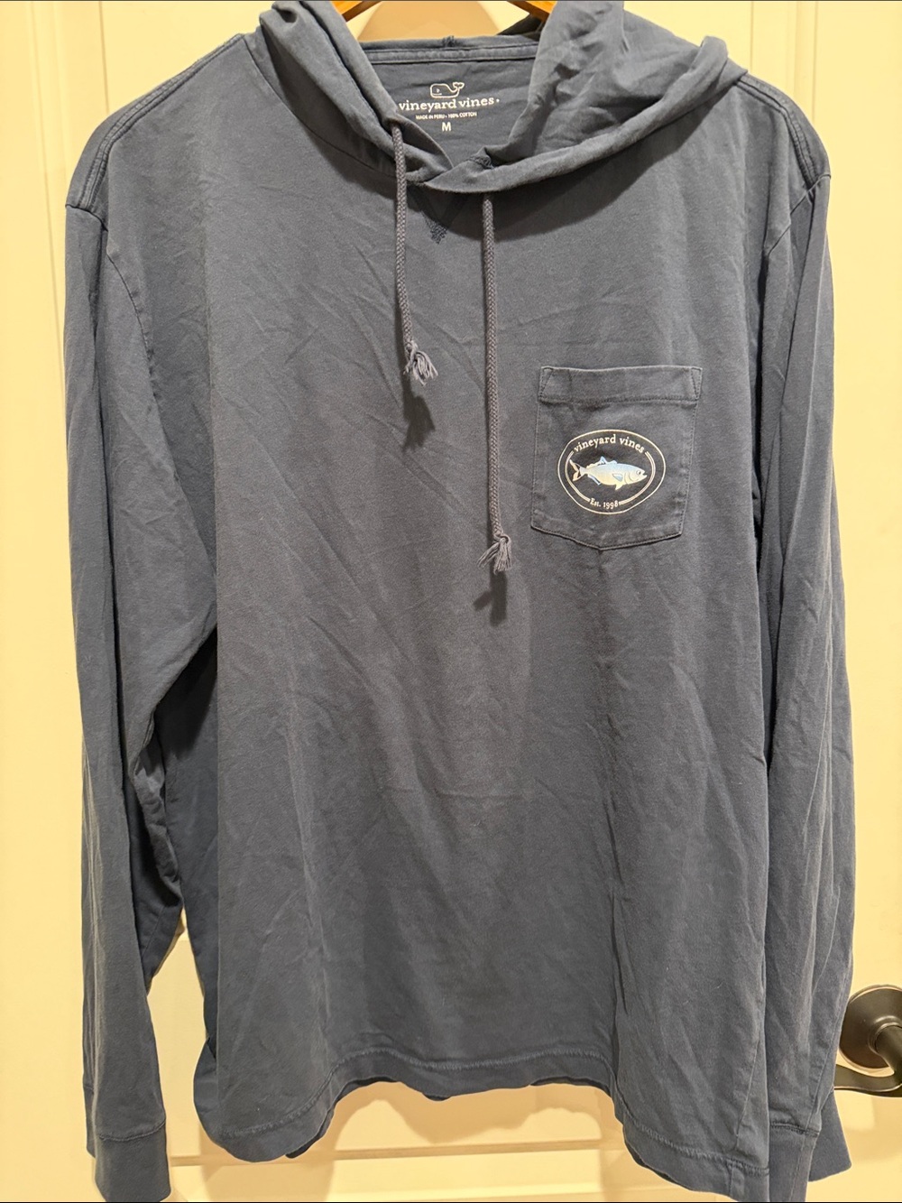 Vineyard Vines Men’s Slate Blue Long-Sleeve Hoodie Pocket Tee